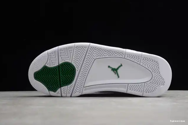 HYPE CT8527-113 Green Pine Air 4 Jordan 0505